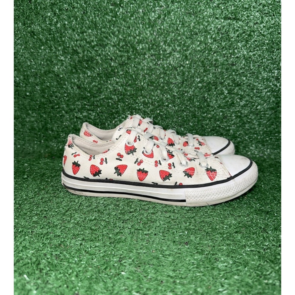 Converse Chuck Taylor All Star AOP Strawberry Shoe Sneaker Women Size 4.5 Boys 3